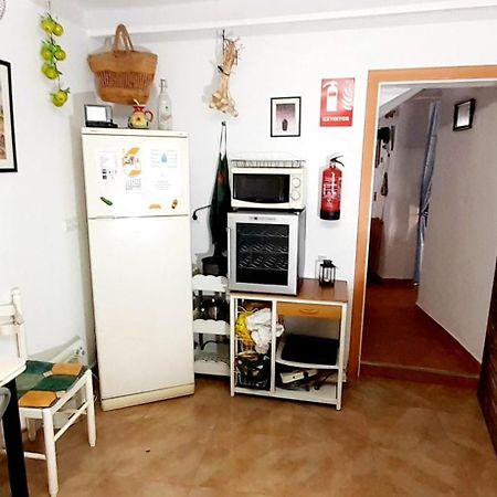 Charming House In Illar With Mountain View And Balcony 빌라 외부 사진