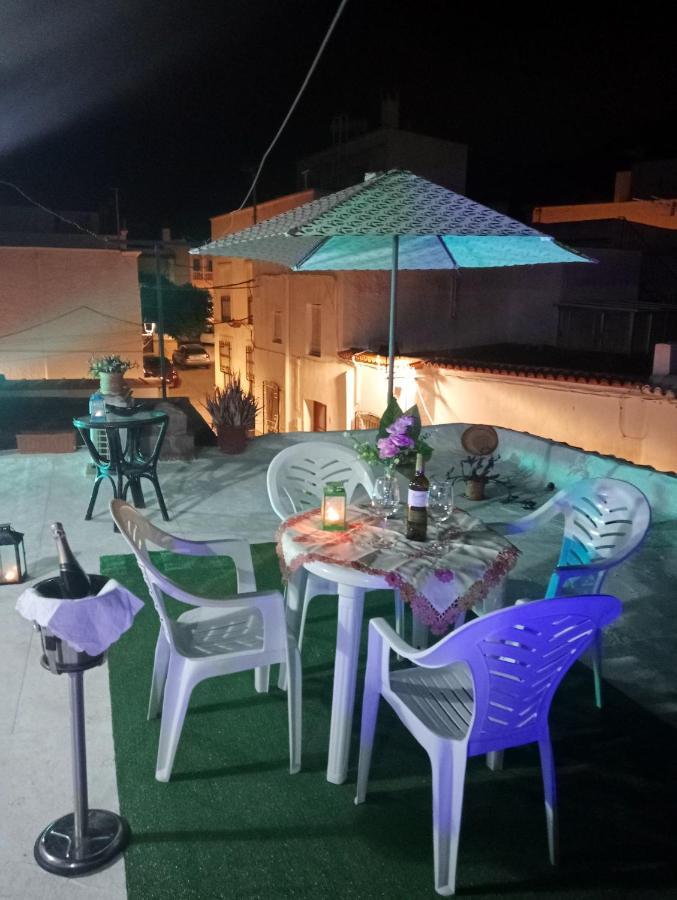 Charming House In Illar With Mountain View And Balcony 빌라 외부 사진